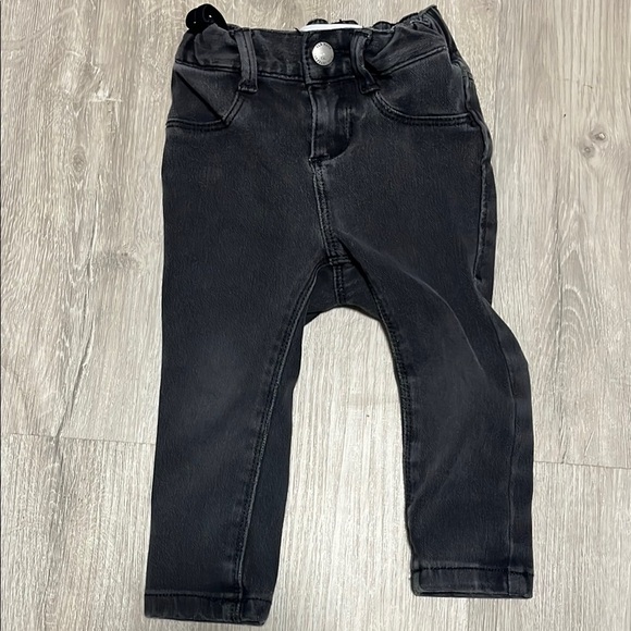 4/$30 Kids Black Denim Jeans - Picture 1 of 1